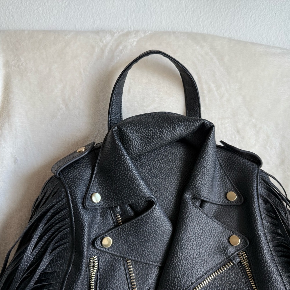 Black Leather Fringe Backpack - Picture 4 of 12